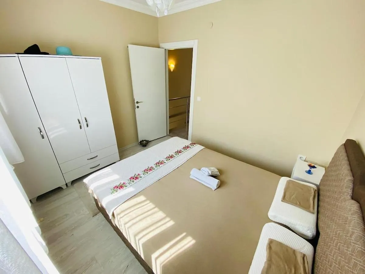 Ozel Havuzlu Villa F Celik Villalari Cesme