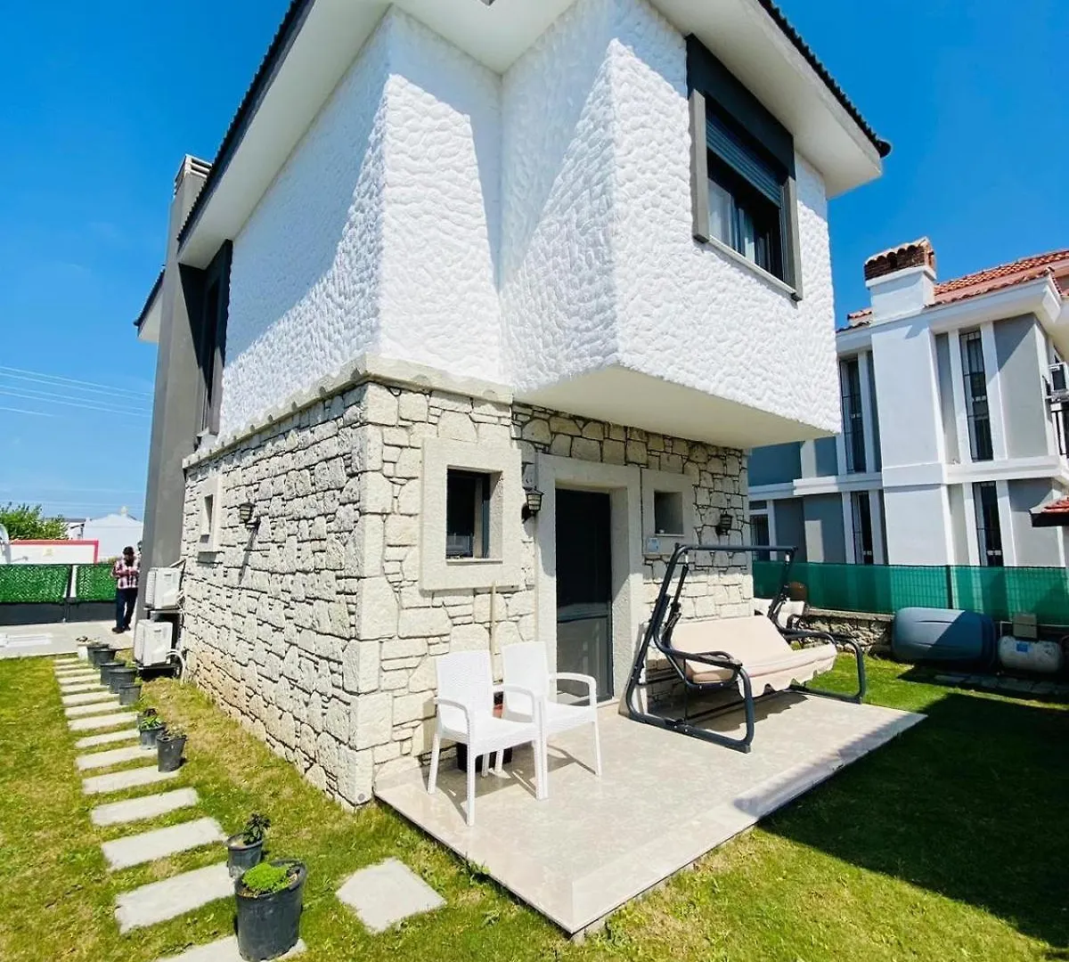 Ozel Havuzlu Villa F Celik Villalari Cesme
